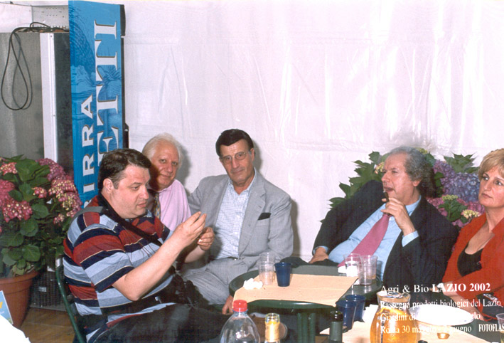 Fasoli in un momento di relax alla fiera di Agro & Bio Lazio - 2002